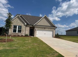 205 Overton Dr, Perry, GA 31069