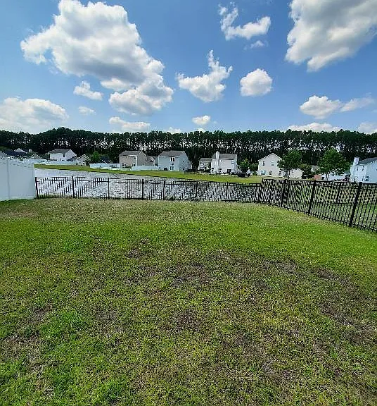 61 Running Oak Dr — Photo 4