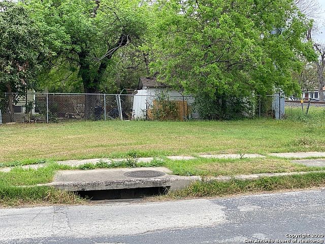 1st image of 201 Hickman St