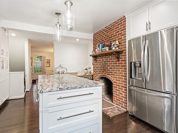 5th image of 1108 Michigan Ct