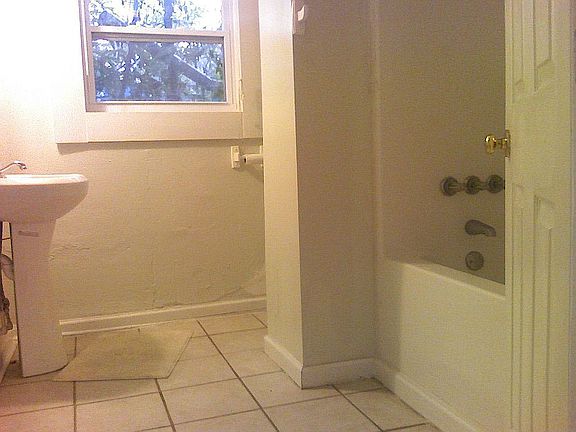 duplex lower bath