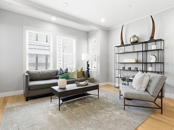 3rd image of 259 Gold St #1