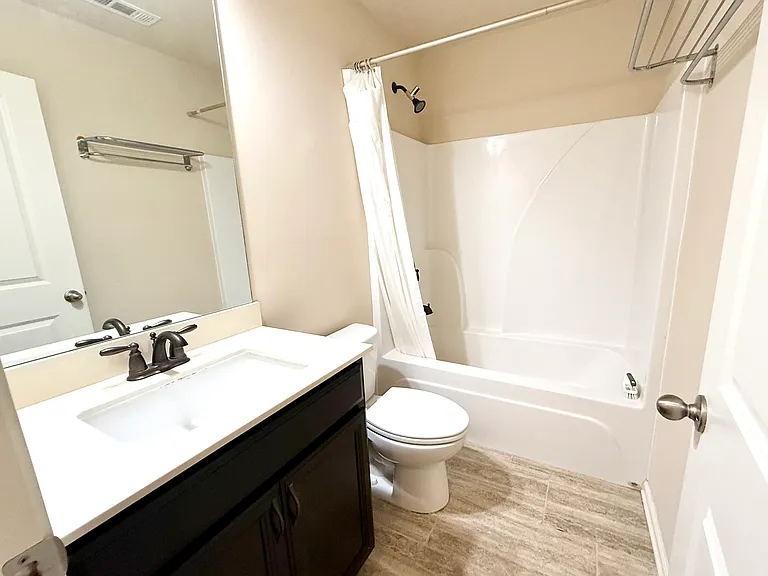 7075 Elmwood Ridge Ct — Photo 20