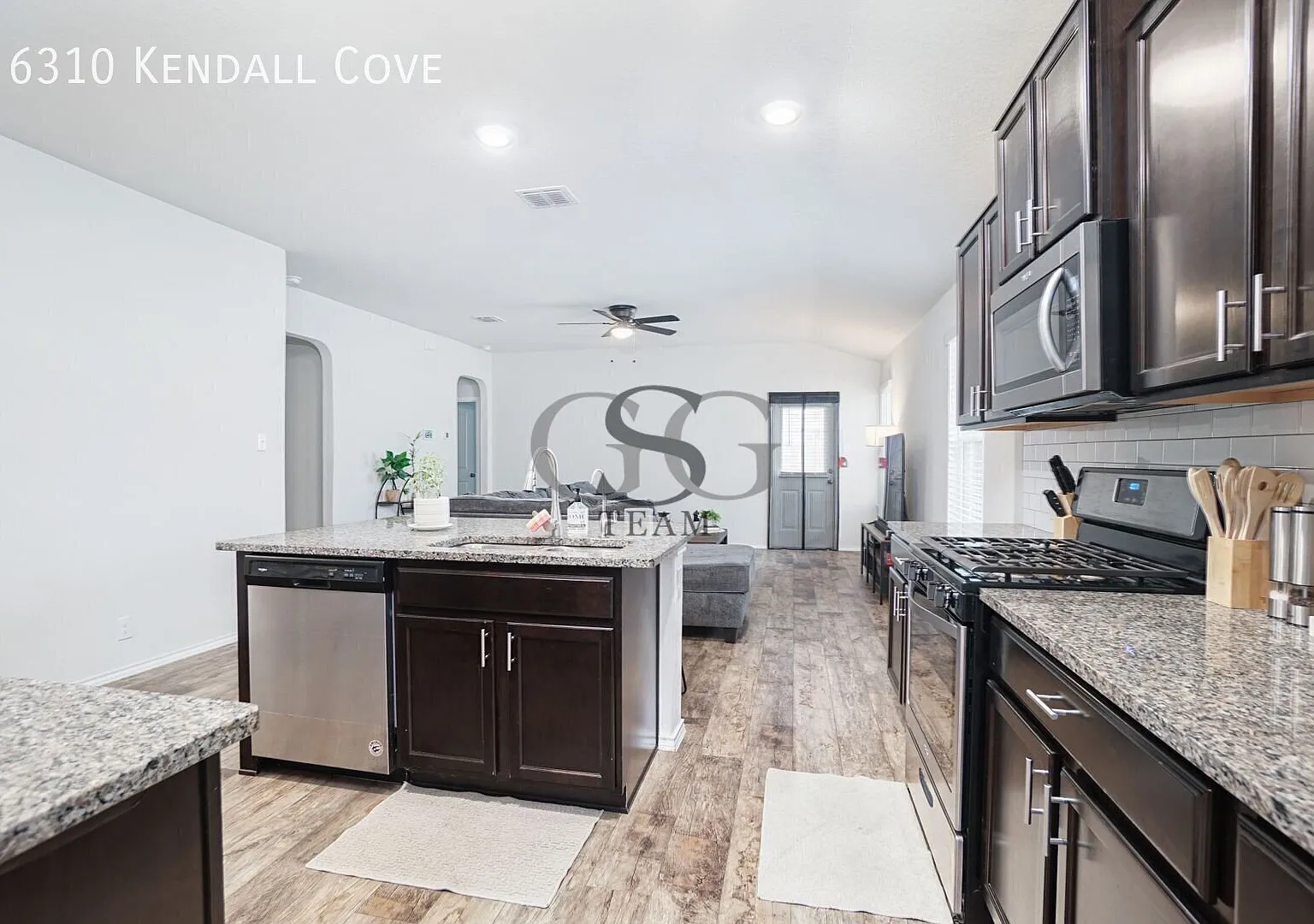 Move In Ready — Photo 3