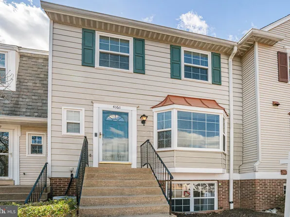 4161 Pleasant Meadow Ct #97-B, Chantilly, VA 20151