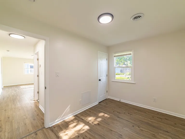 7552 Beech Ave — Photo 25