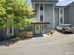 10459 Des Moines Memorial Dr S APT 303, Seattle, WA 98168