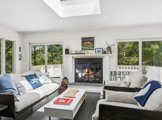 2 Wigwam View Ln, East Hampton, NY 11937