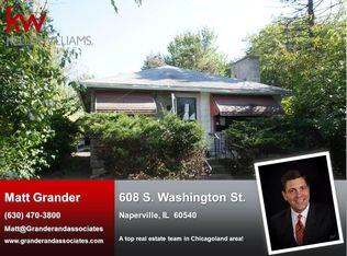 5507 Essex Rd, Lisle, IL 60532