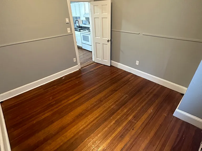 881 Huntington Ave #8 — Photo 9