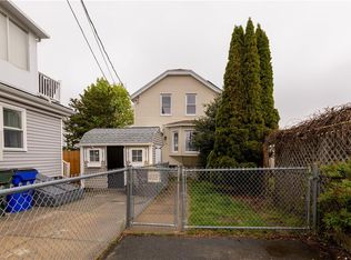 518 Snell St, Fall River, MA 02721