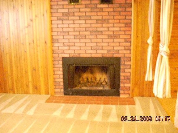 4th image of 5807 36th Ave E