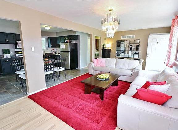 4th image of 1433 Friar Tuck Ln