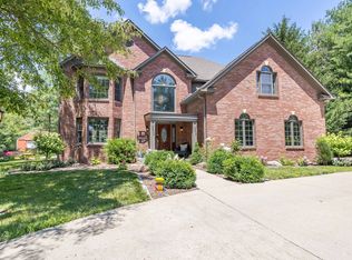 5520 W Stones Crossing Rd, Greenwood, IN 46143