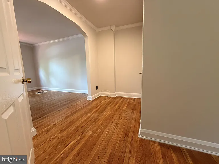 909 E Lake Ave #1 — Photo 7