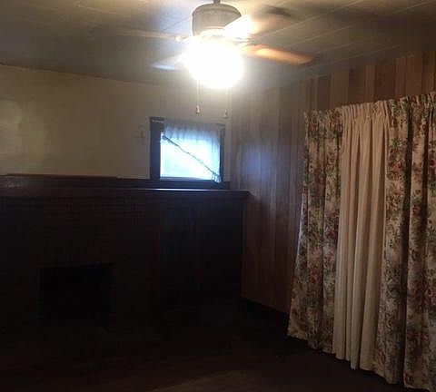 2nd image of 854 S Oakland Ave