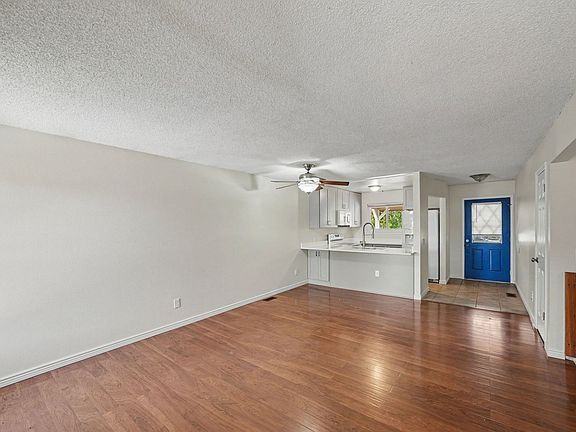 4th image of 6100 Fenton St