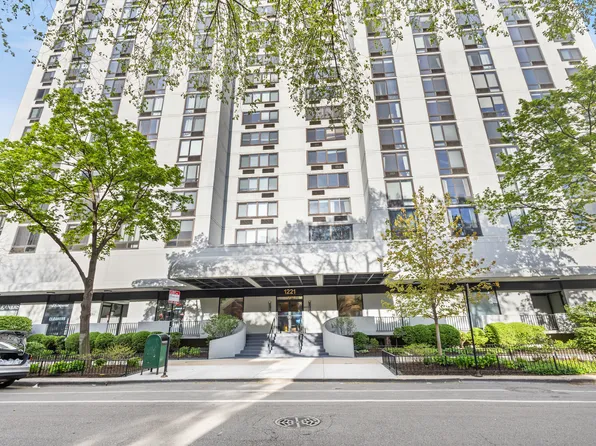 1221 N Dearborn St APT 609S, Chicago, IL 60610