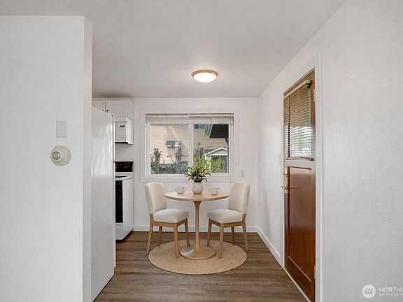 5th image of 3300 NE 7th Place