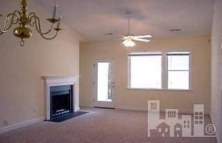 2nd image of 4400 Pine Hollow