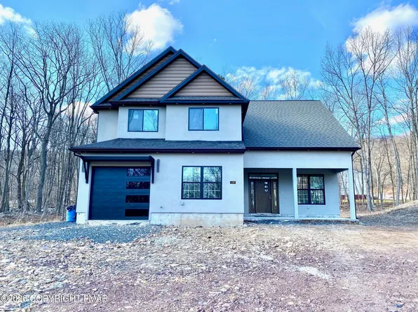 1109 N Rocky Mountain Dr, Effort, PA 18330