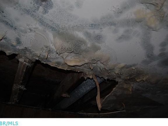 3rd image of 5041 Gunston Dr