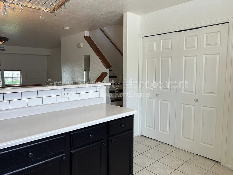 8199 Welby Rd #2905 — Photo 8
