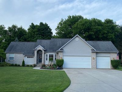 16515 Vintage Dr, Fenton, MI, 48430