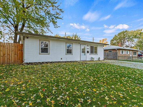 2nd image of 2732 Shirley Dr