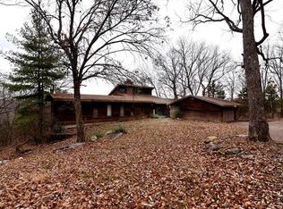 49 Wildwood Dr, Pacific, MO 63069