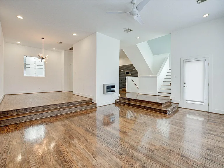 1515 Crockett St — Photo 28