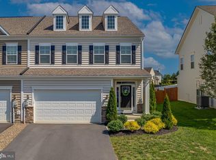 121 Strathmore Way E, Martinsburg, WV