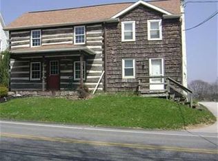 19 E Main St, Fawn Grove, PA 17321