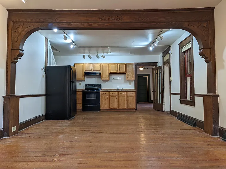 201 W King St #1 — Photo 14