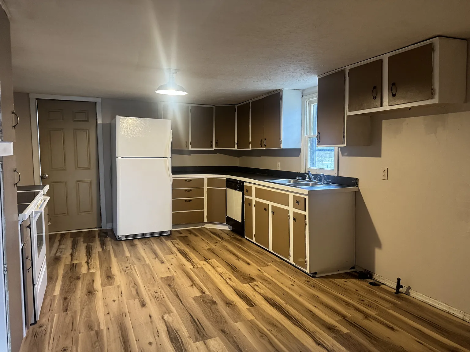 1604 Alton Road - 1 — Photo 4