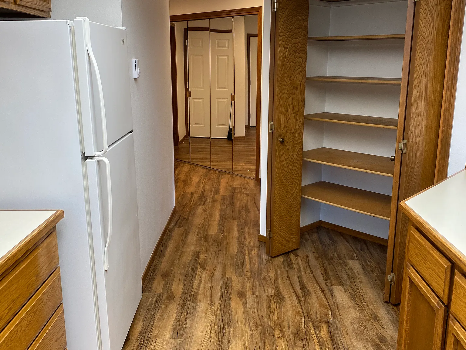 2 bed, 1260 sqft, $2,000 — Photo 4