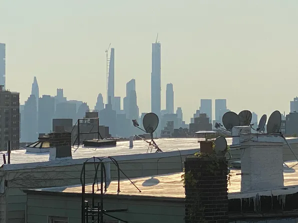 23-58 33rd Street image 2 of 14