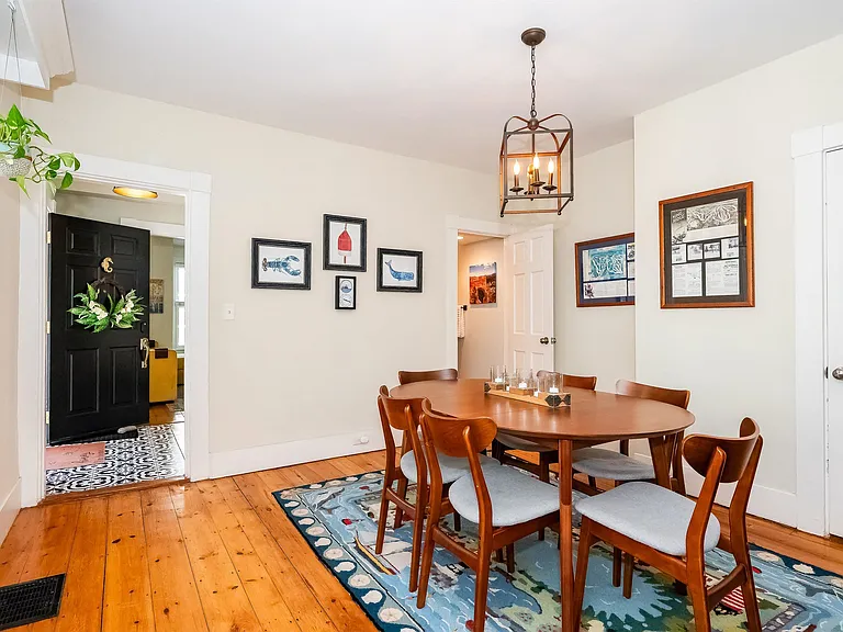 46 Dennett St — Photo 15