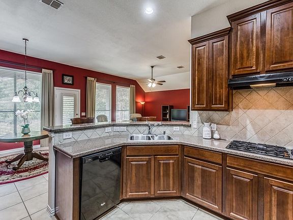 3rd image of 453 Black Diamond Ct