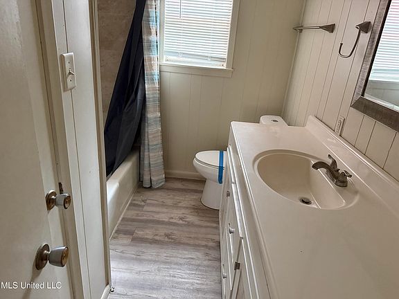 5th image of 358 Holmes Rd