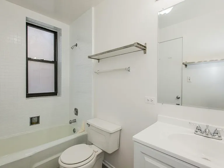 3450 N Elaine Pl #1 — Photo 3