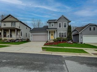 9018 Silkwood Trl, Verona, WI 53593