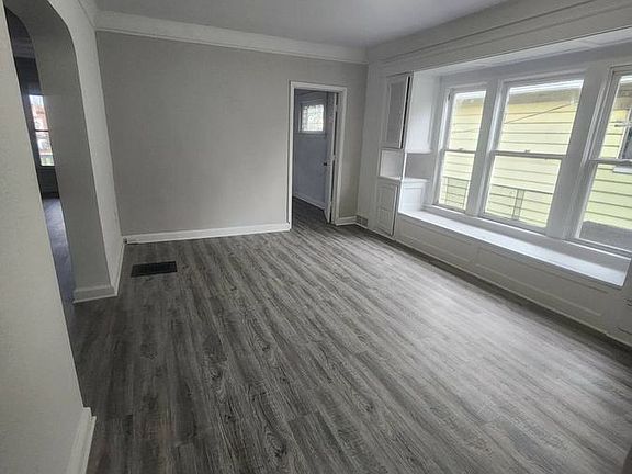 3rd image of 1346 E 82nd St #2