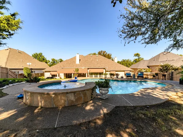7 Forest Dr, Mansfield, TX 76063