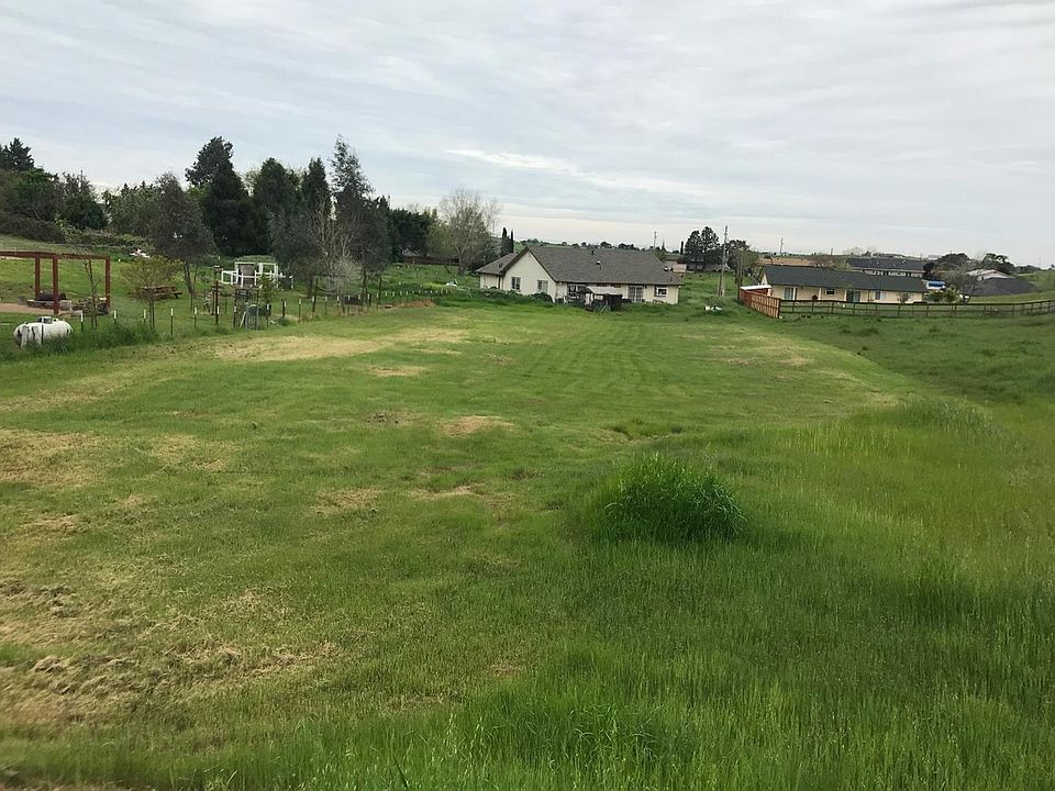 1st image of 4531 Coyote Dr