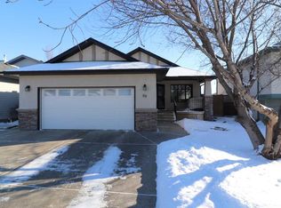 50 N Riverbrook Close W, Lethbridge, AB T1K 7V8