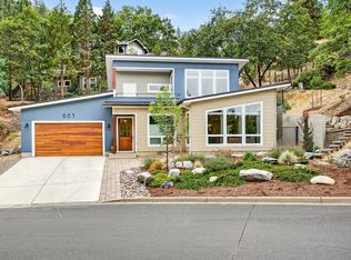 683 Ashland Creek Dr, Ashland, OR 97520