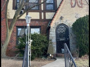 13155 224th St, Springfield Gardens, NY 11413