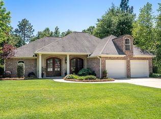 11 W Donnington Ct, Hattiesburg, MS 39402