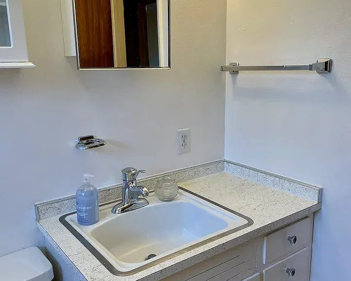 1725 W 25th Ave — Photo 13